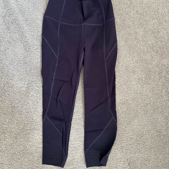 Lululemon Anew Crop (21") Black Grape Purple 4 - Picture 5 of 8